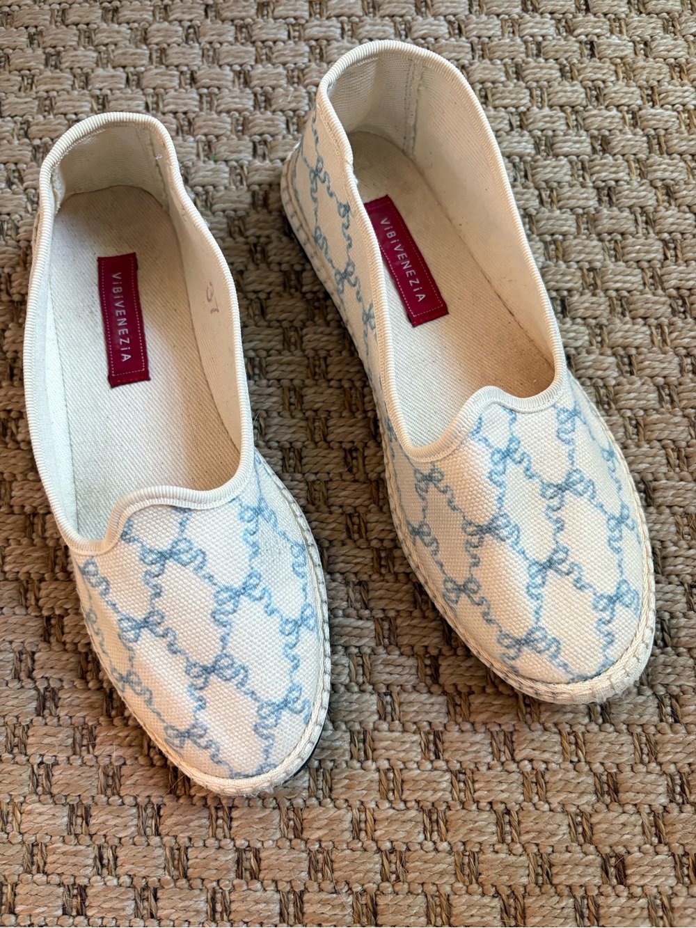 Vibi Venezia Fiocchi canvas flats with blue bow detail